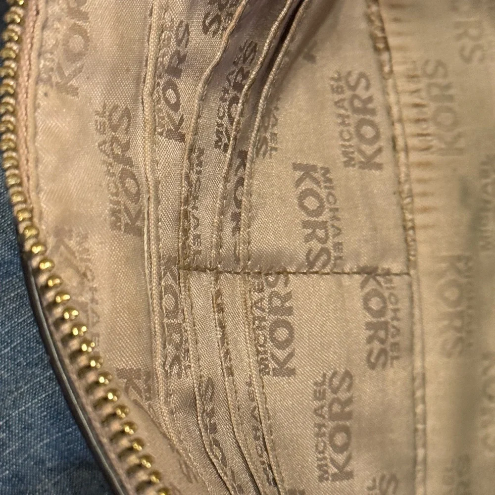 MICHAEL KORS Fulton‎ Zip Wristlet